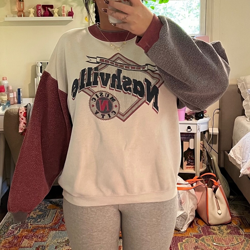 Music City Nashville Crewneck
